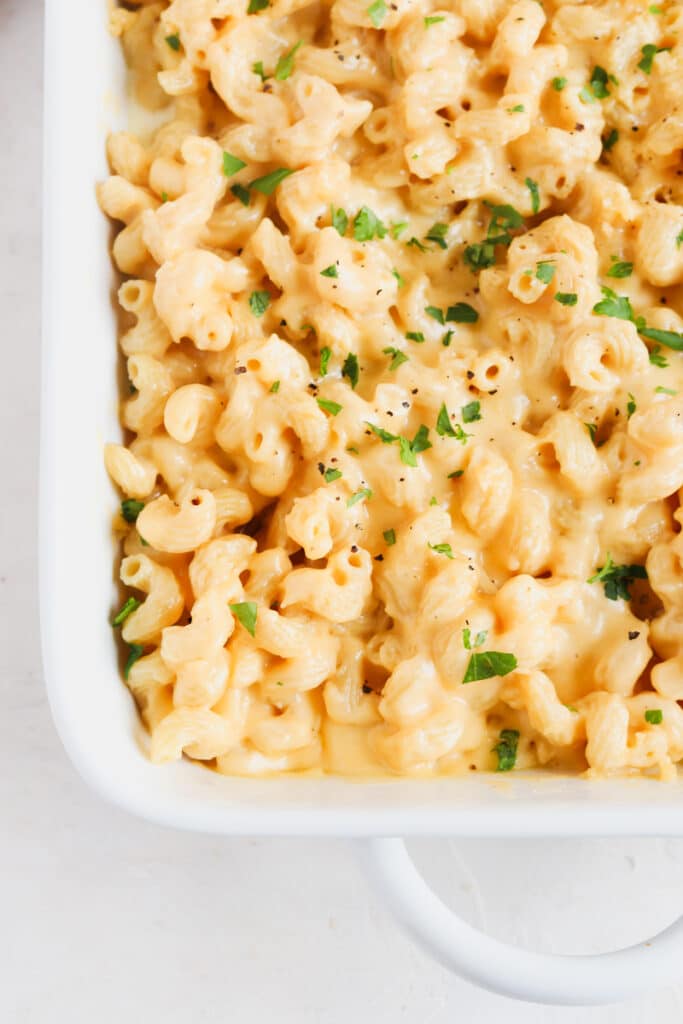 creamy baked mac and cheese with cavatappi